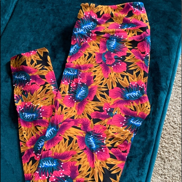 LuLaRoe Pants - Lularoe TC Leggings